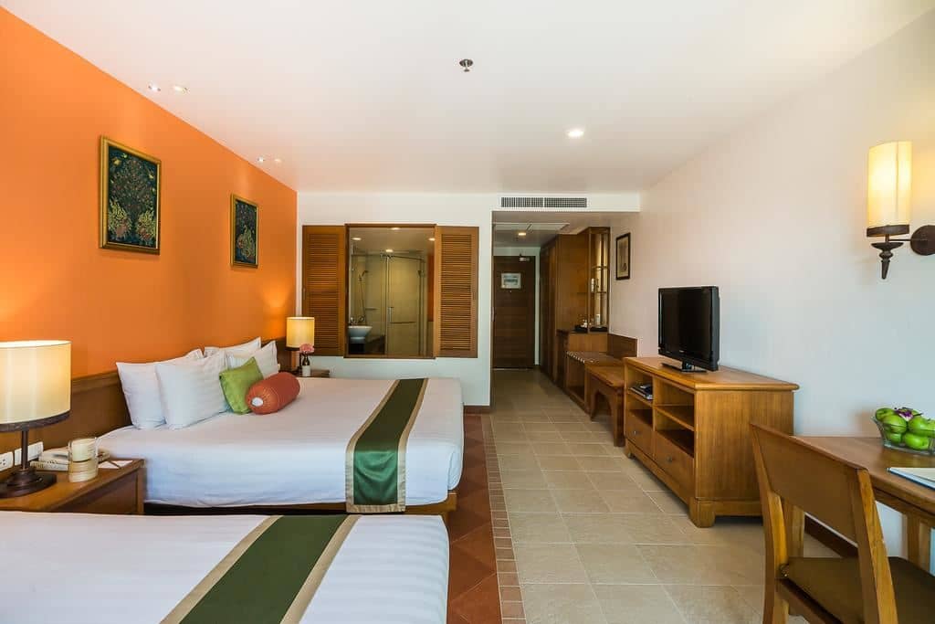 rooms-deluxe-triple-room