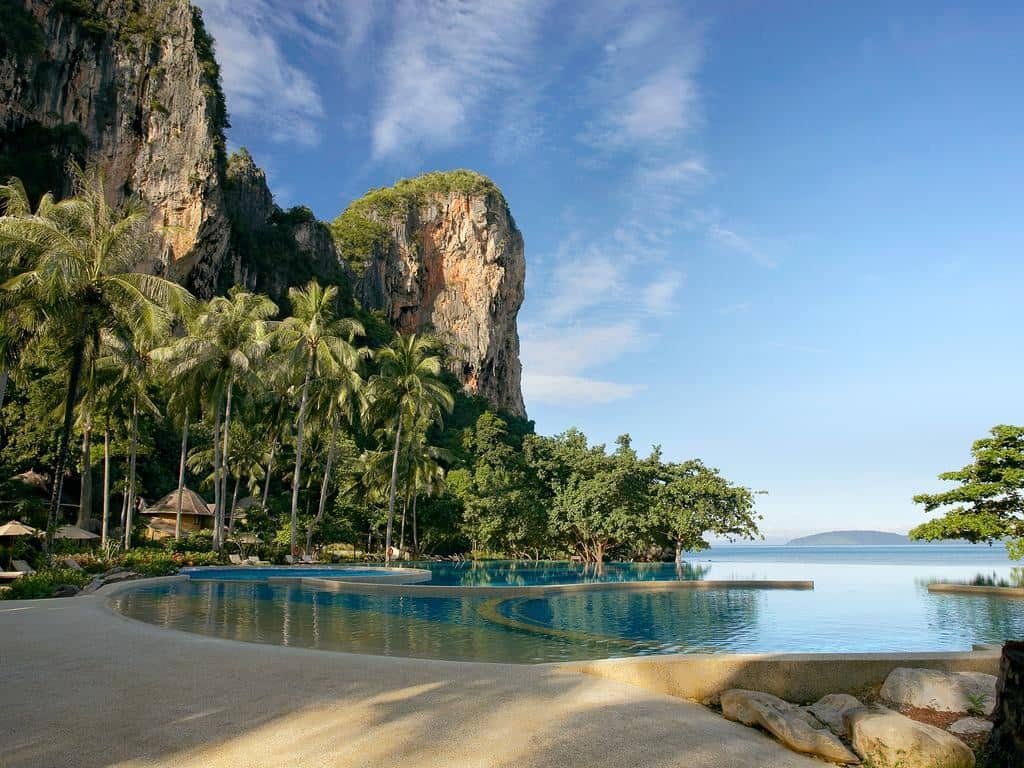 pools-outdoor-pool