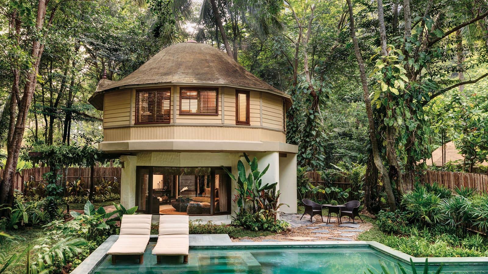 rooms-pool-pavilion