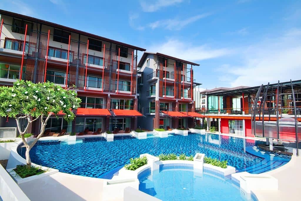 pools-outdoor-pool