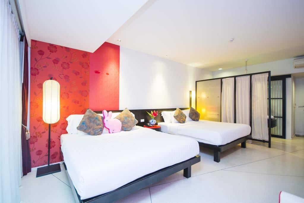 rooms-superior-family-room