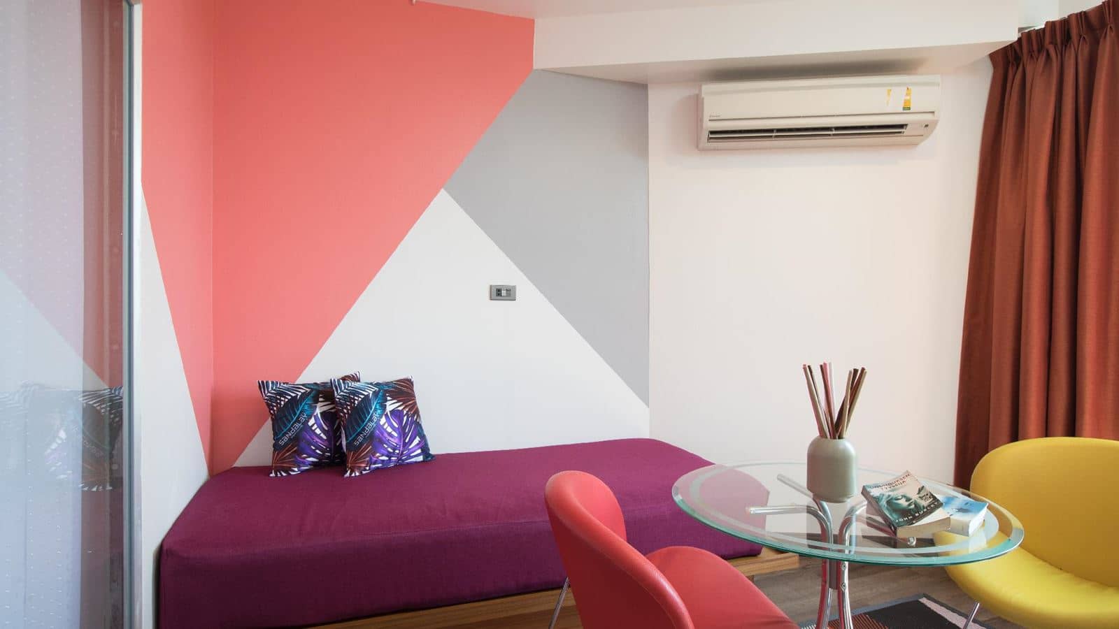 rooms-deluxe-room