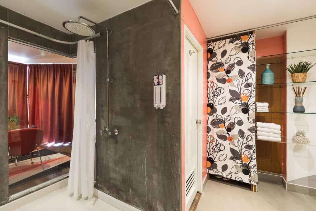 rooms-family-room