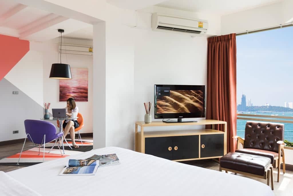 rooms-deluxe-grand-sea-view