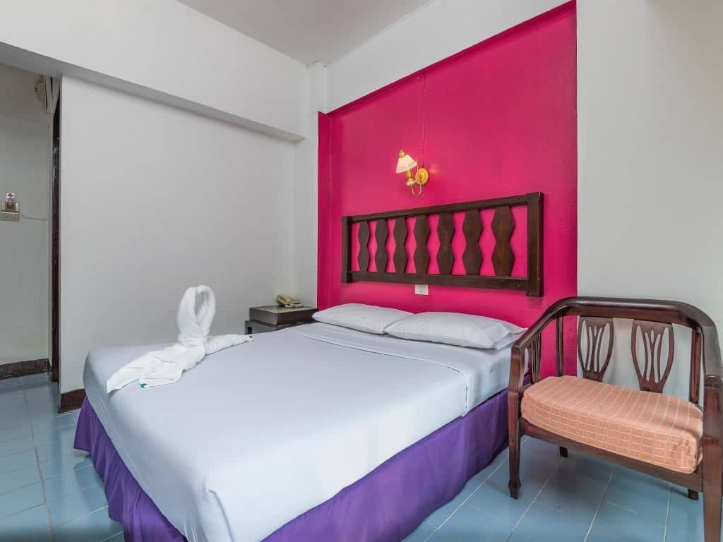 rooms-standard-room