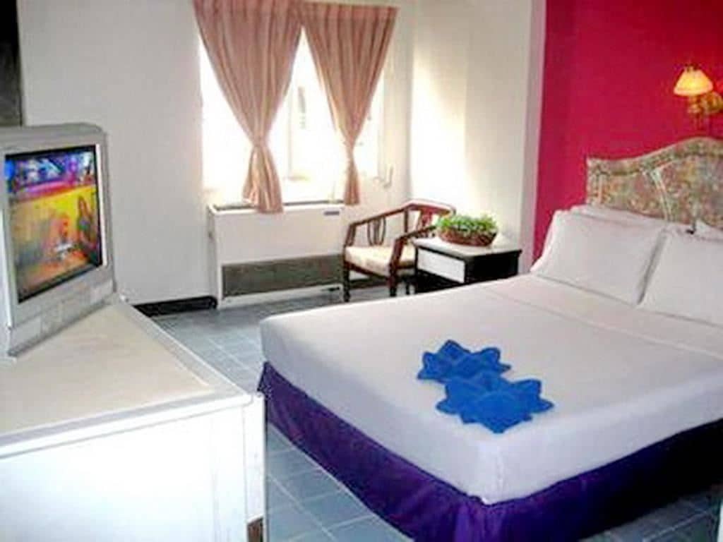 rooms-standard-room