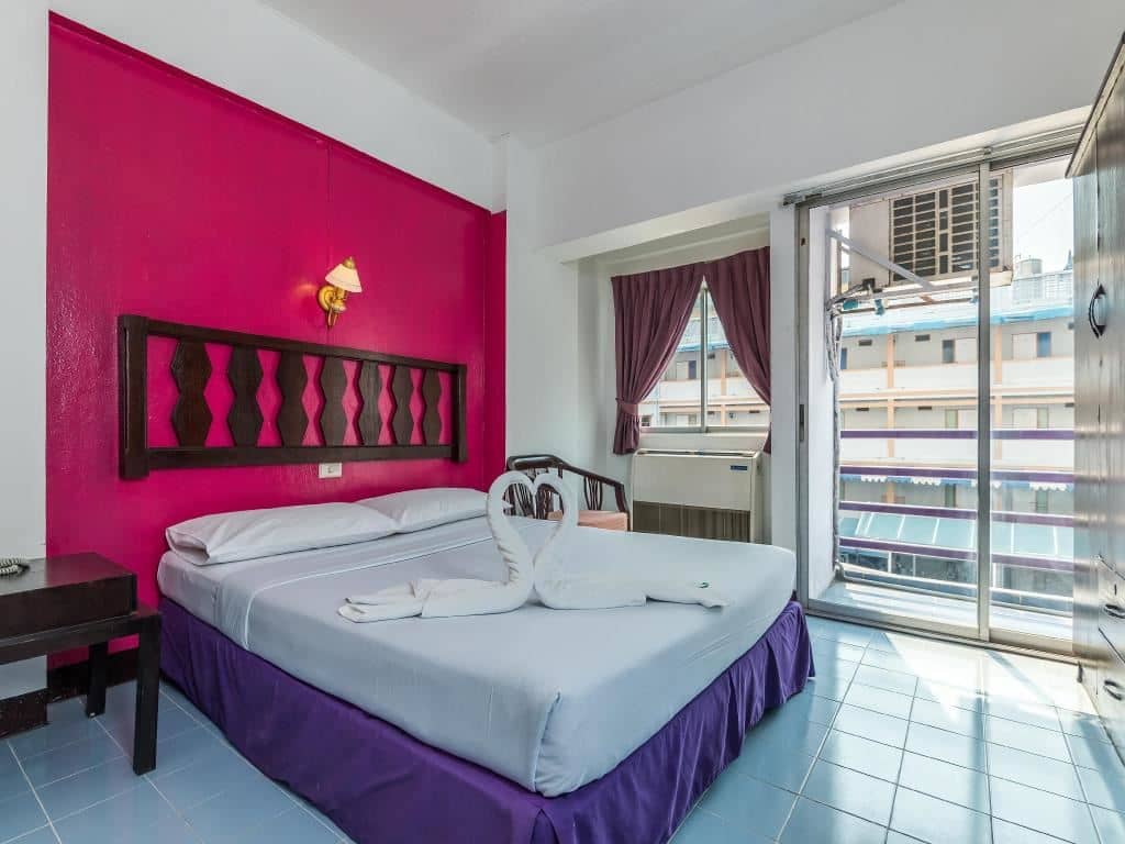 rooms-standard-room
