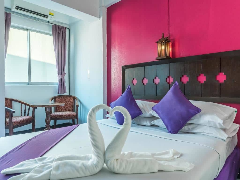 rooms-superior-room