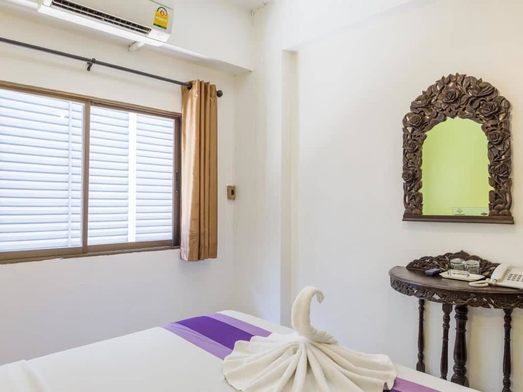 rooms-standard-room