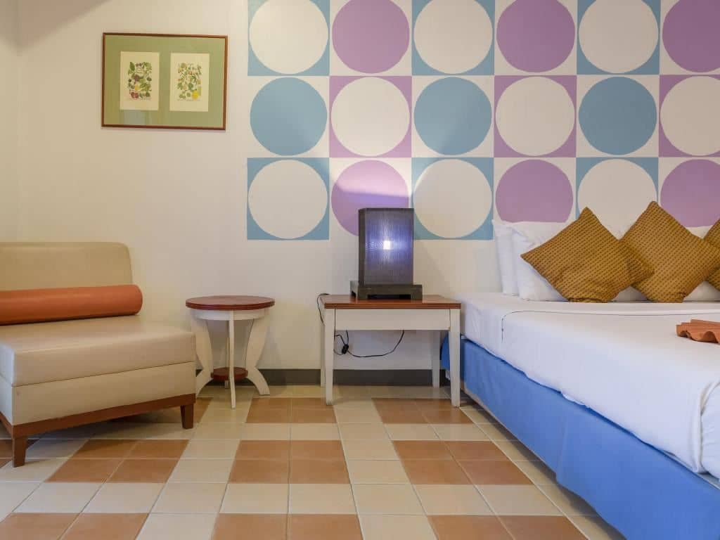 rooms-deluxe-room