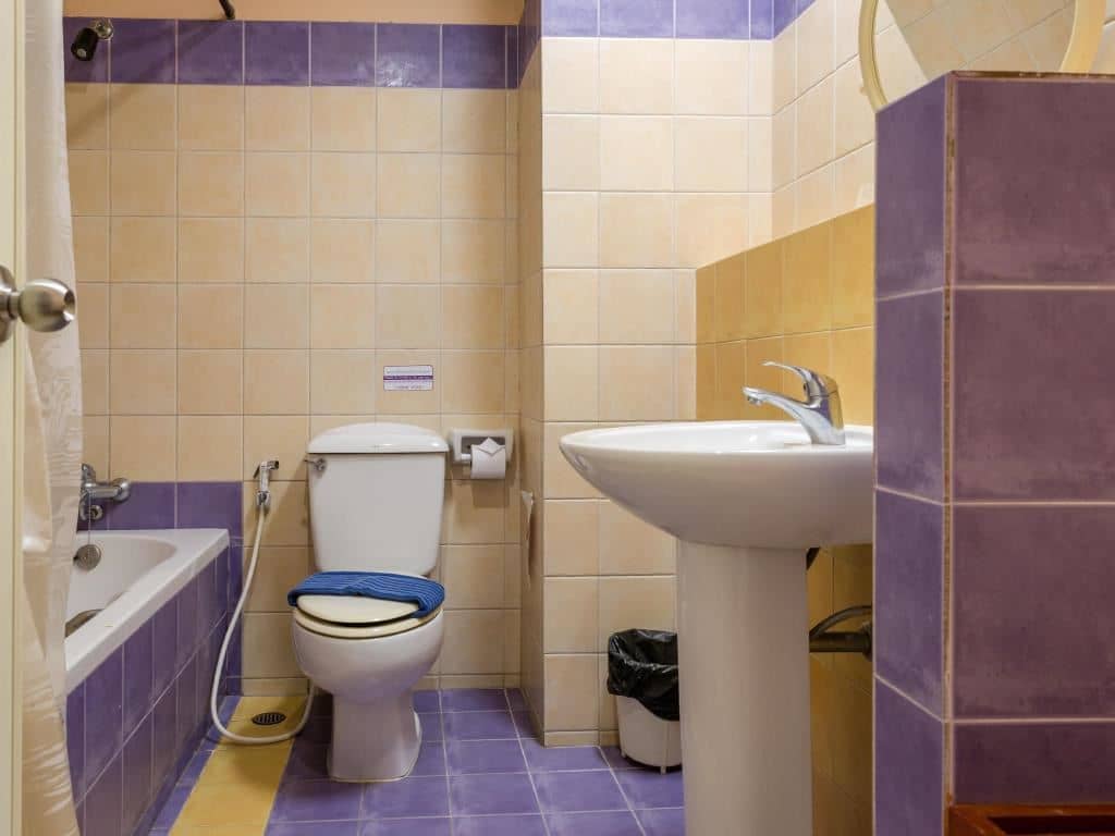 rooms-deluxe-room