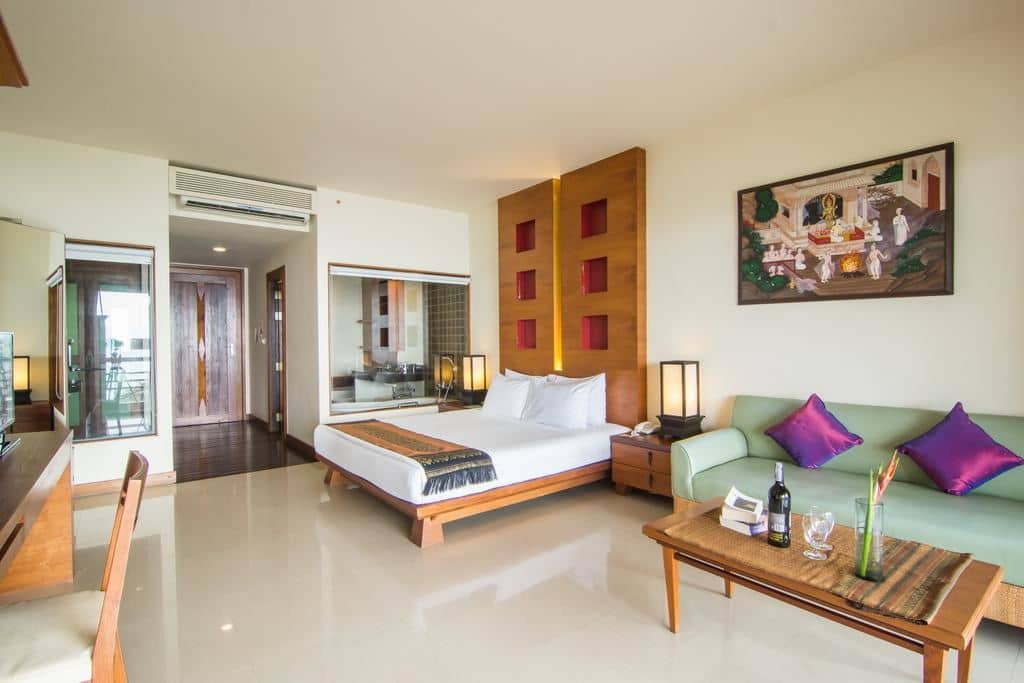 rooms-deluxe-beachfront