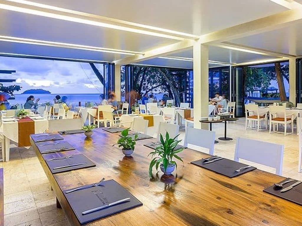 restaurants-sunset-beach-restaurant
