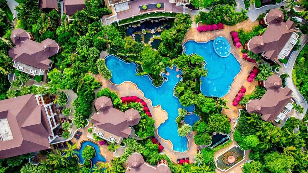 pools-outdoor-pool