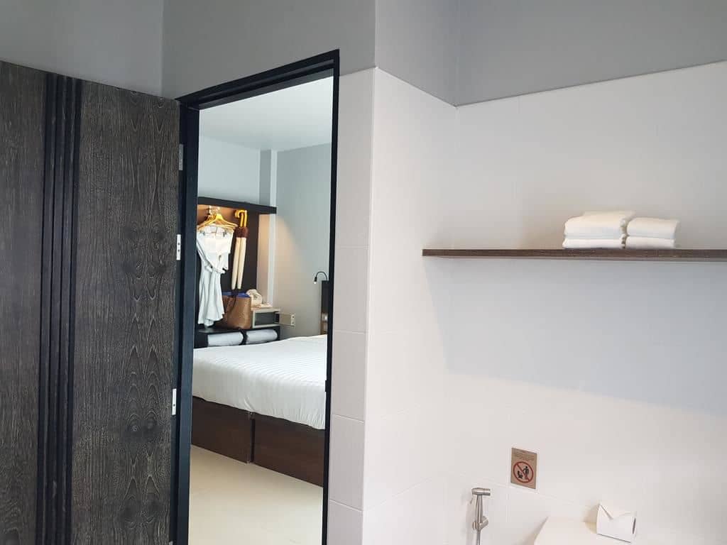 rooms-superior-room
