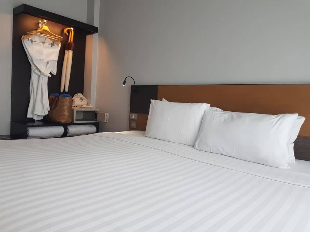 rooms-superior-room