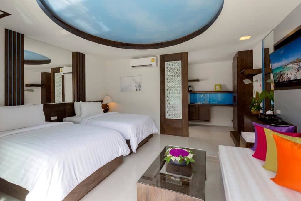 rooms-deluxe-room