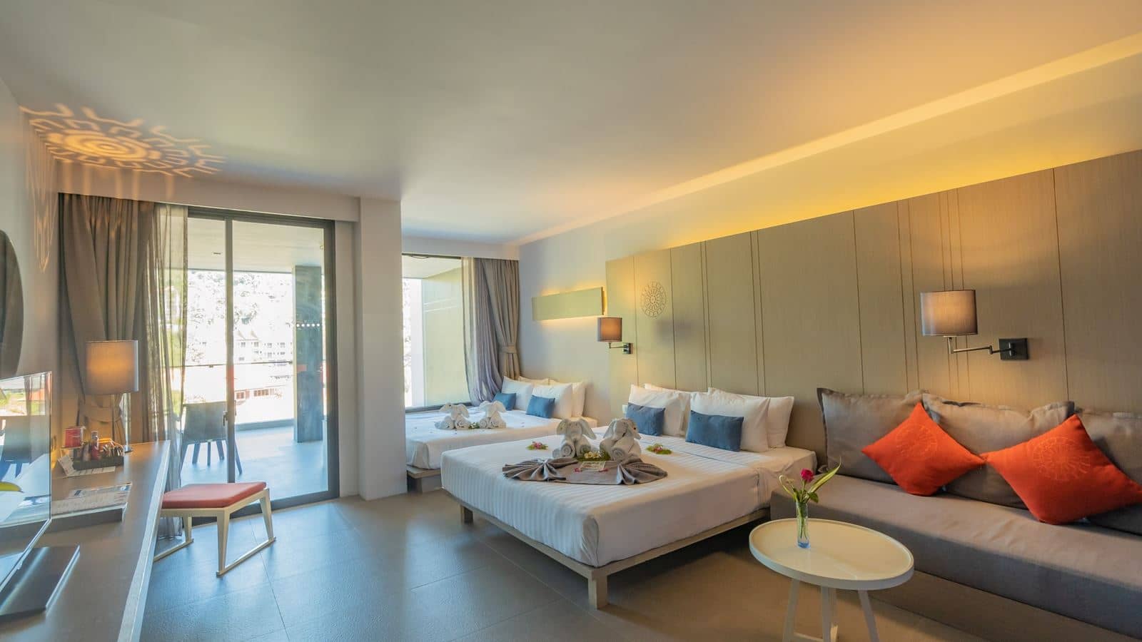 rooms-family-room
