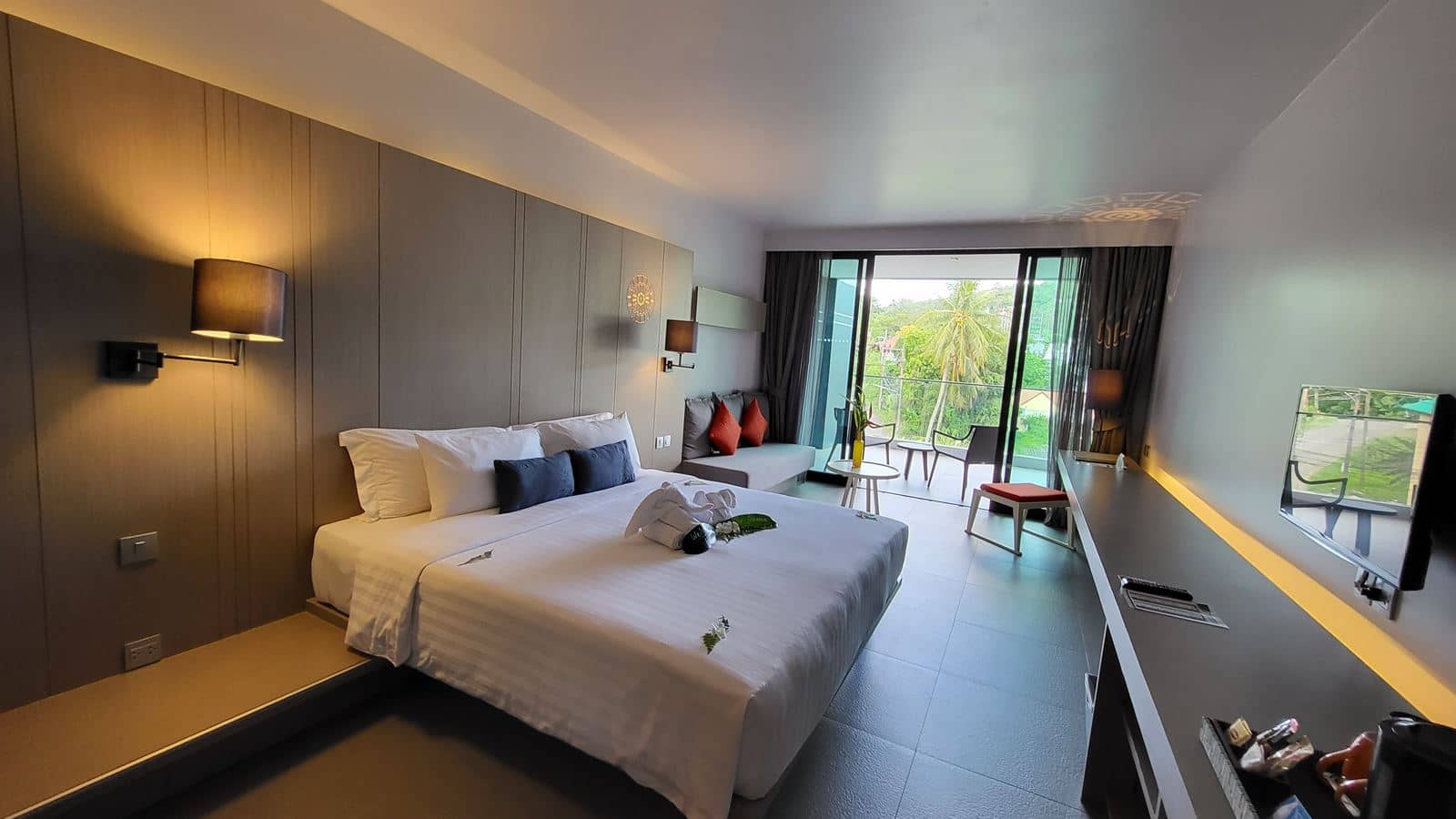 rooms-superior-room