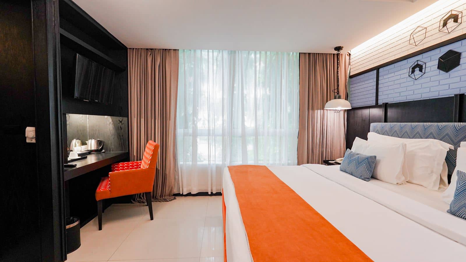 rooms-deluxe-inner