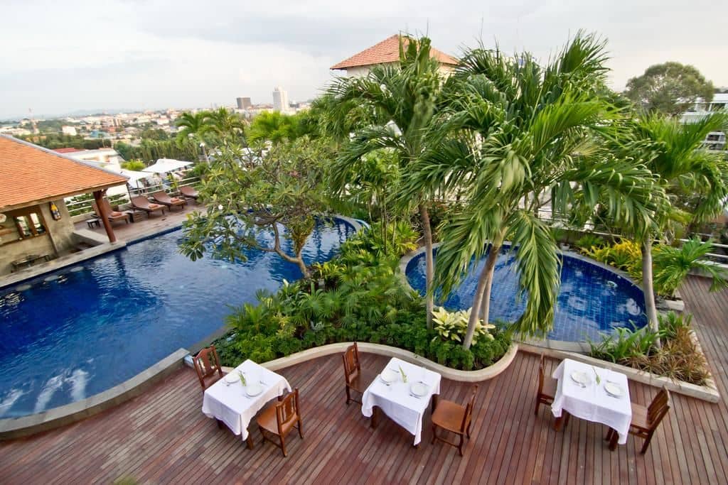 pools-outdoor-pool
