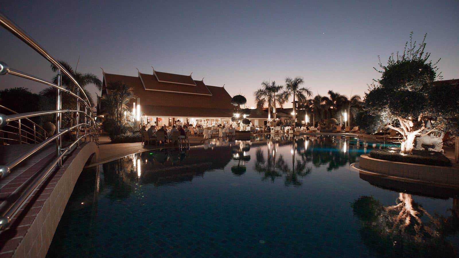 restaurants-thai-garden-restaurant