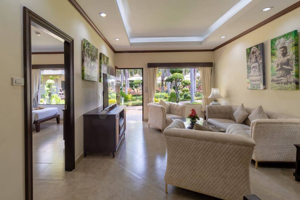 rooms-deluxe-1br-apartment-garden-view