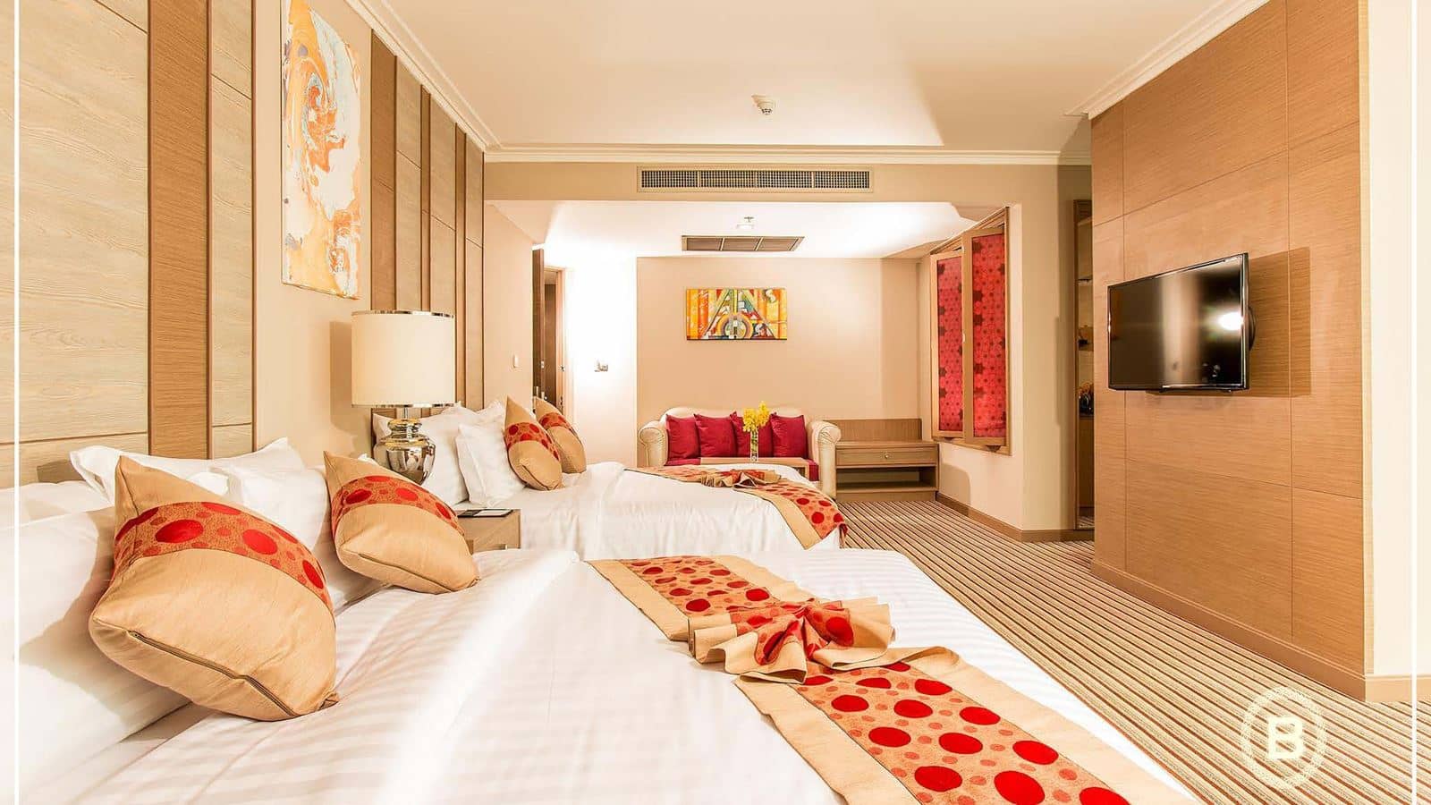 rooms-luxury-family-quadruple-suite---the-main-tower