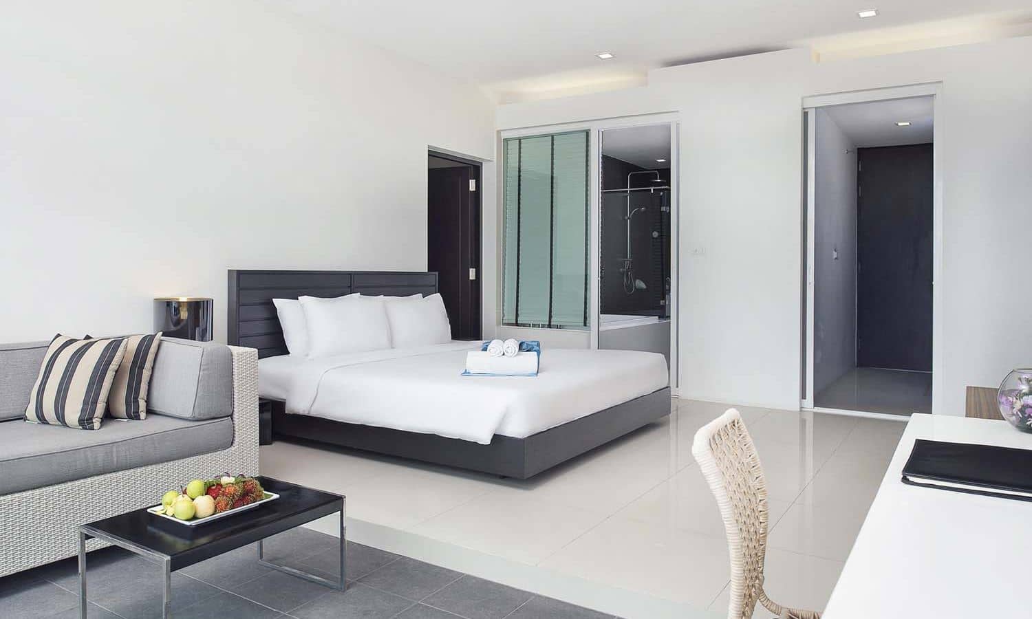 rooms-deluxe-room