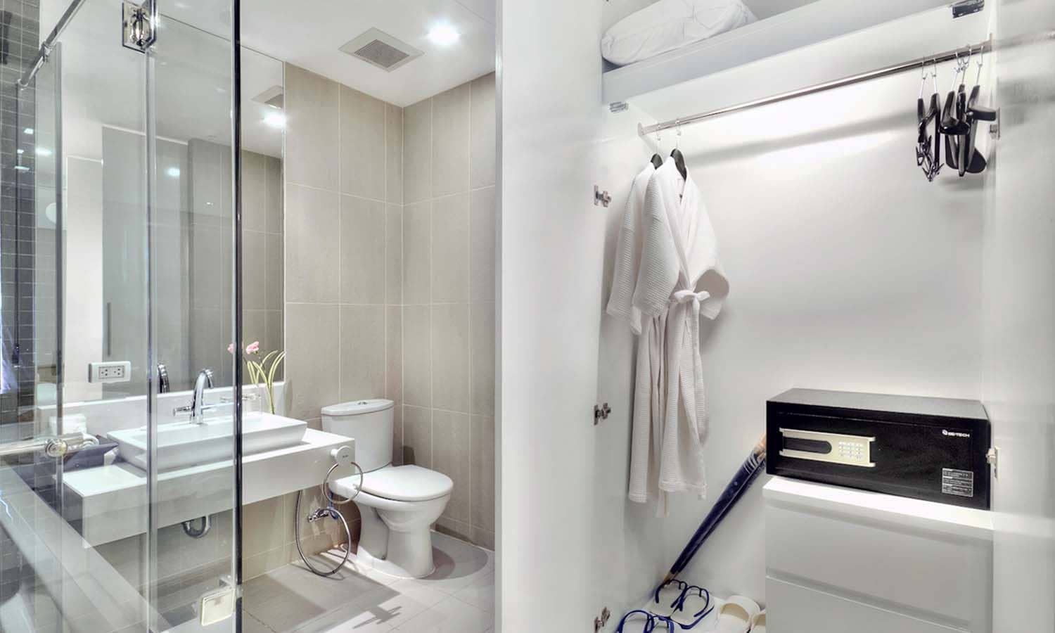 rooms-deluxe-room