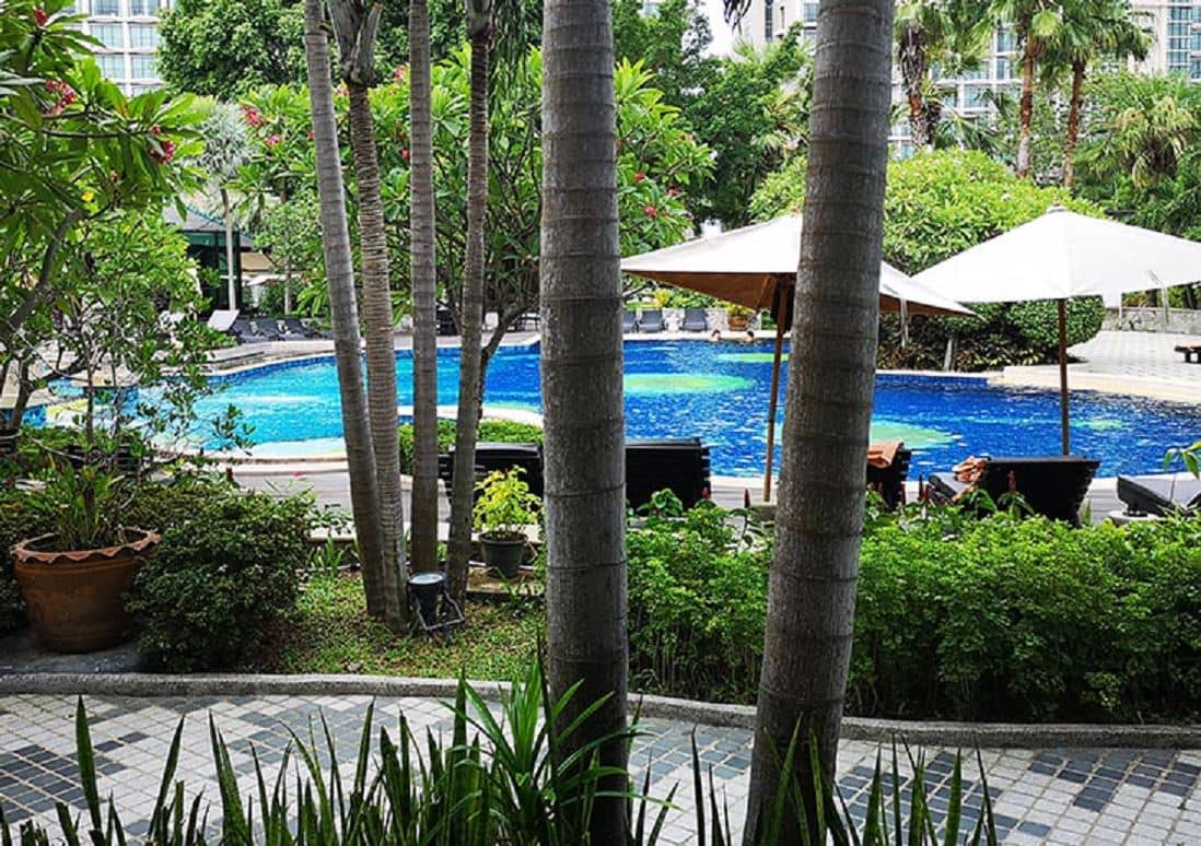 pools-outdoor-pool