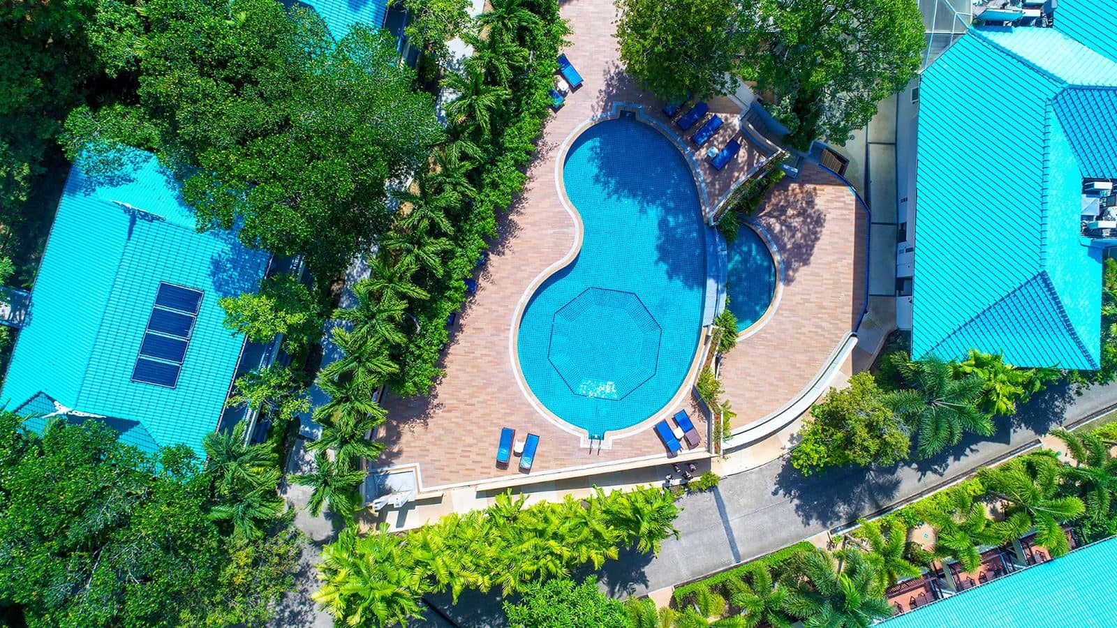 pools-outdoor-pool
