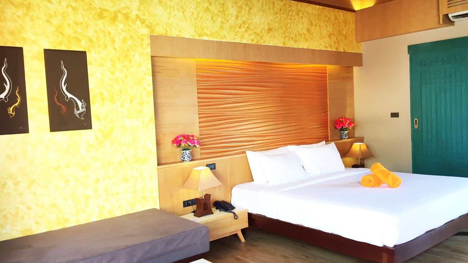rooms-pool-villa