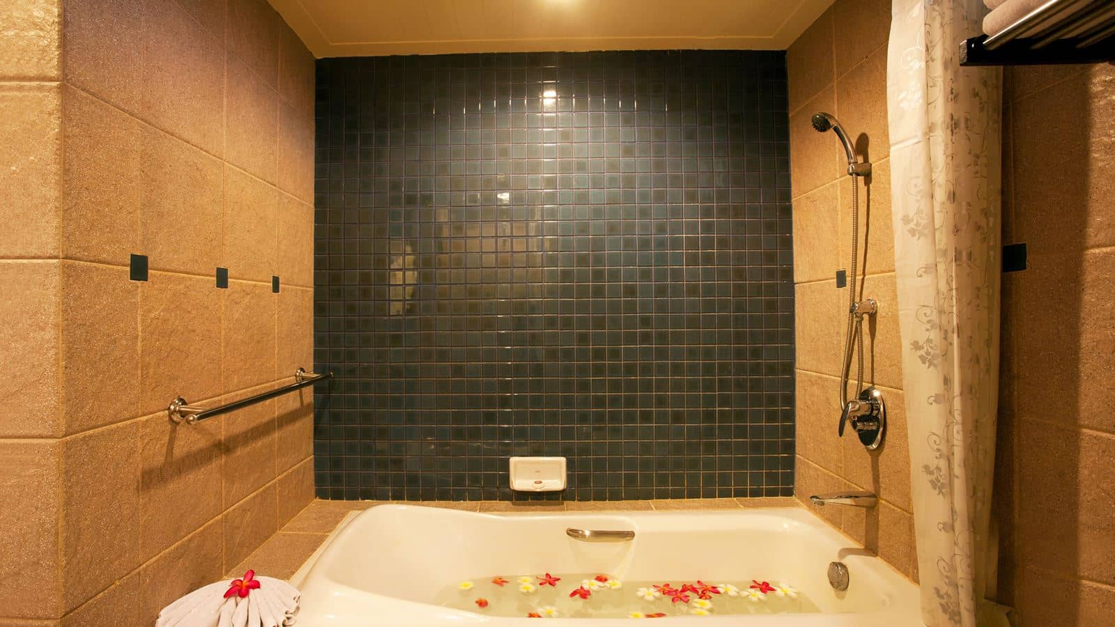 rooms-superior-pool-view