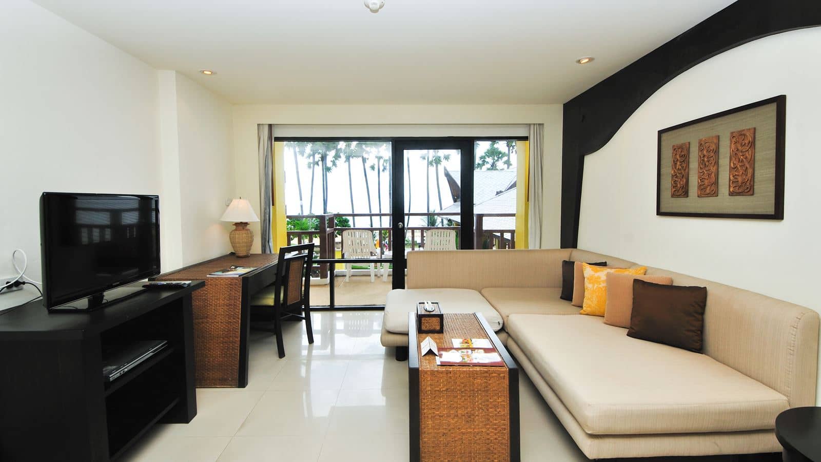 rooms-executive-suite