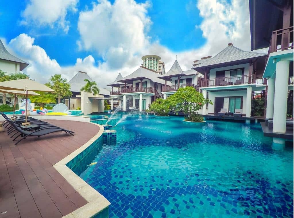 pools-outdoor-pool