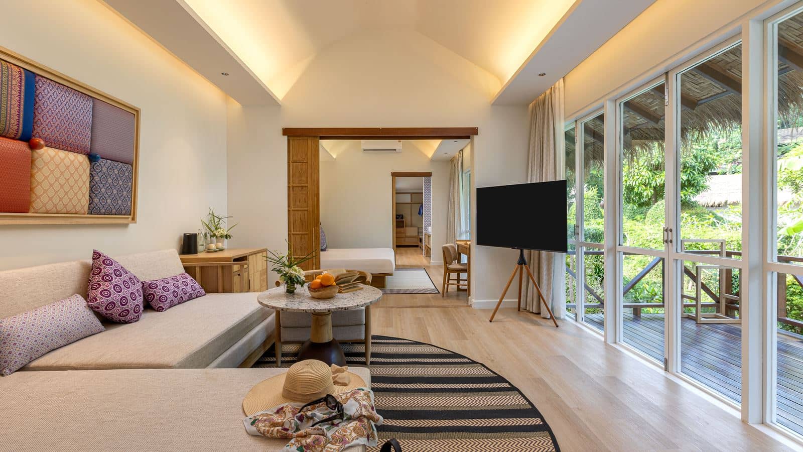 rooms-family-garden-villa