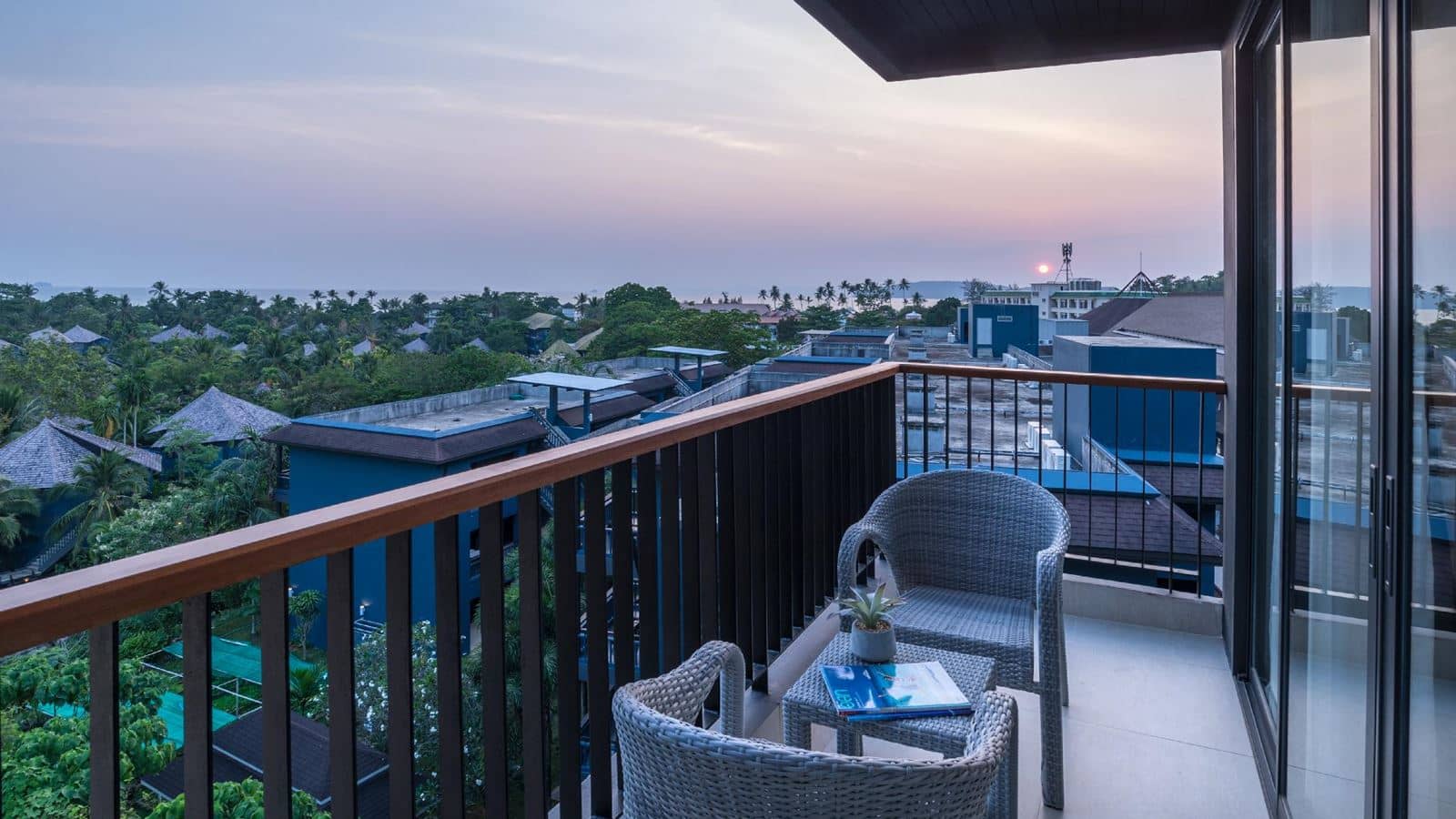 rooms-family-2-bedroom-suite