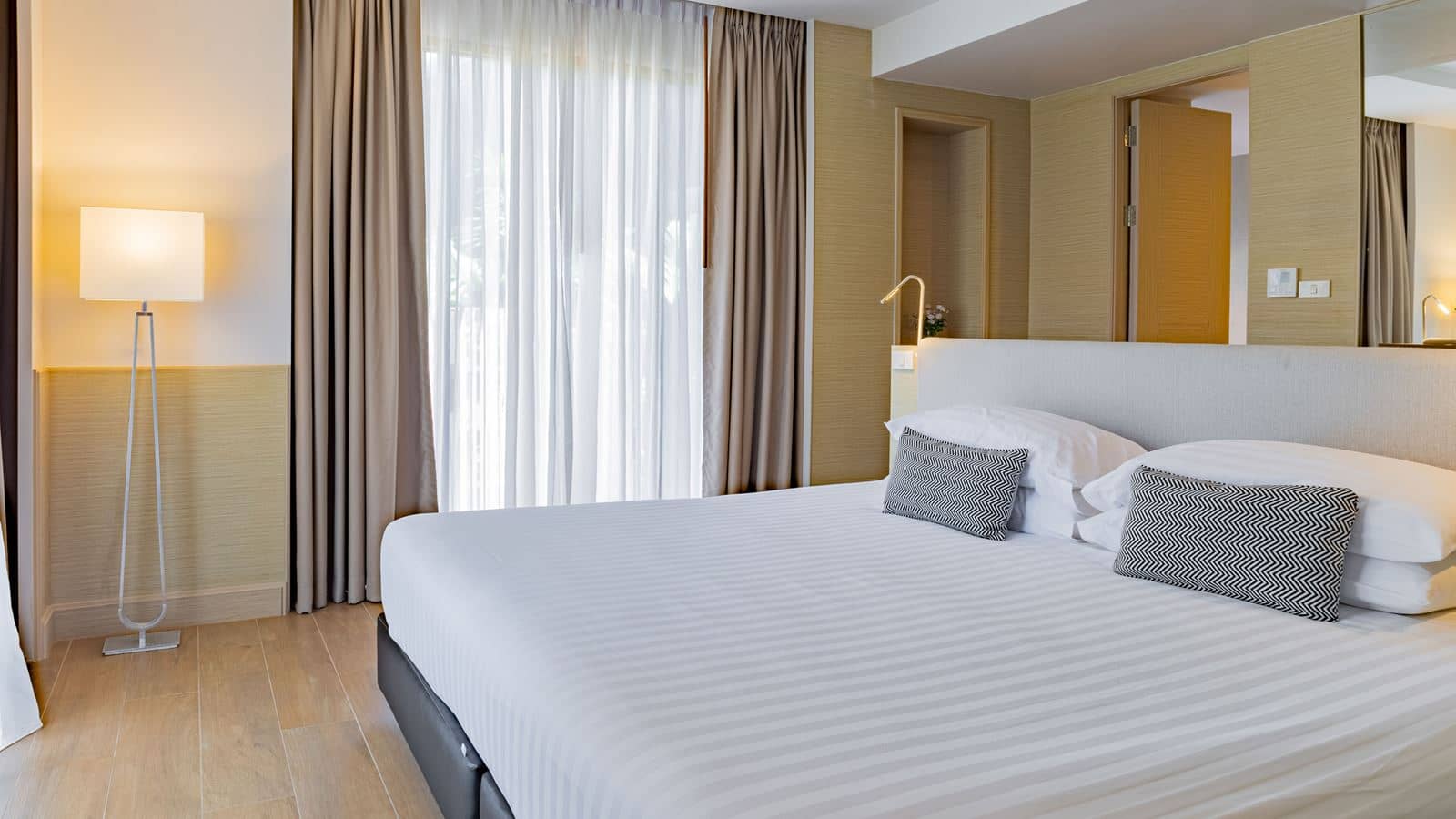 rooms-family-2-bedroom-suite