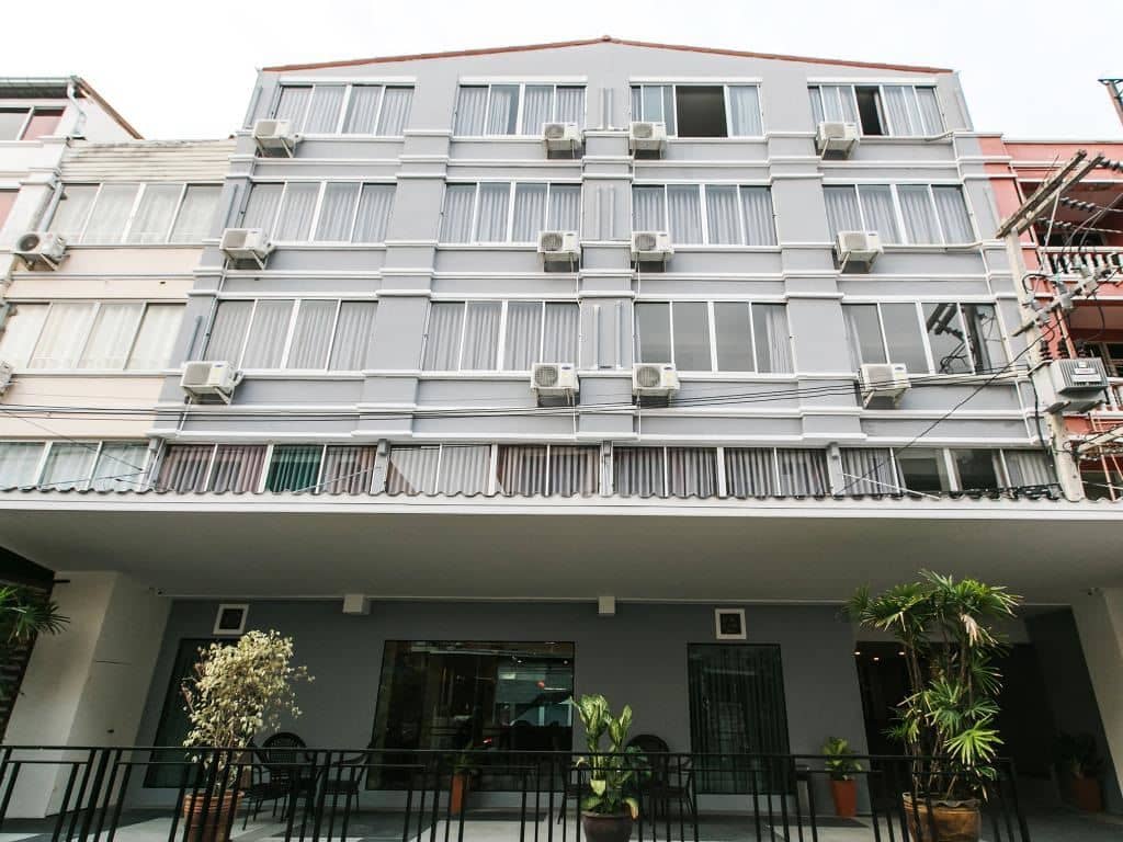 general-main-building