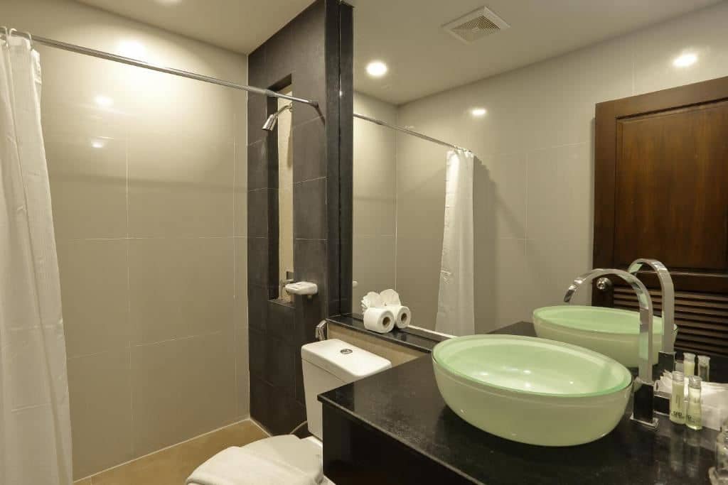 rooms-superior-room