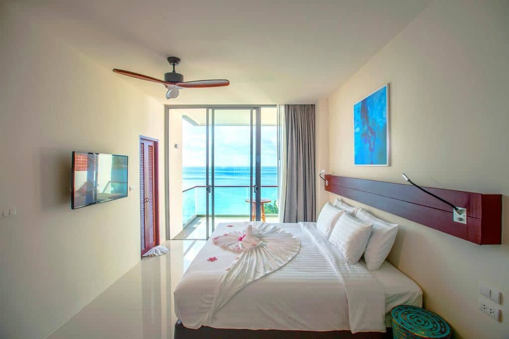 rooms-superior-oceanfront