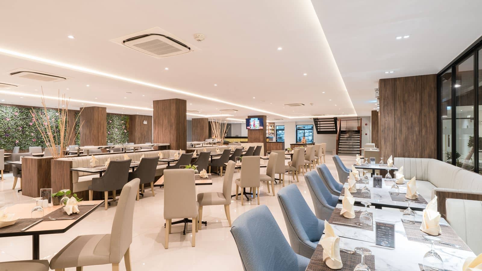 restaurants-the-square-restaurant