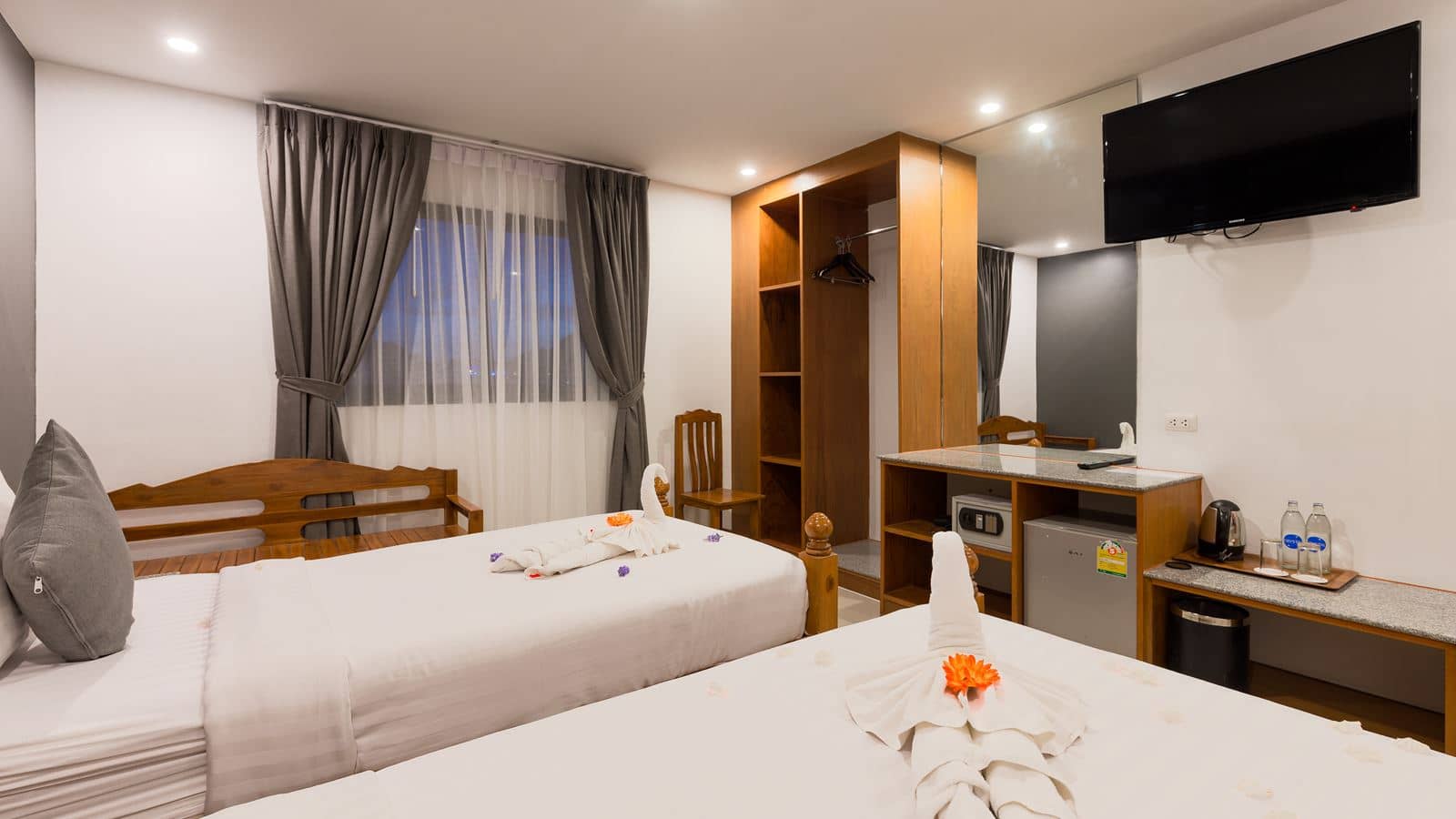rooms-superior-room-no-balcony