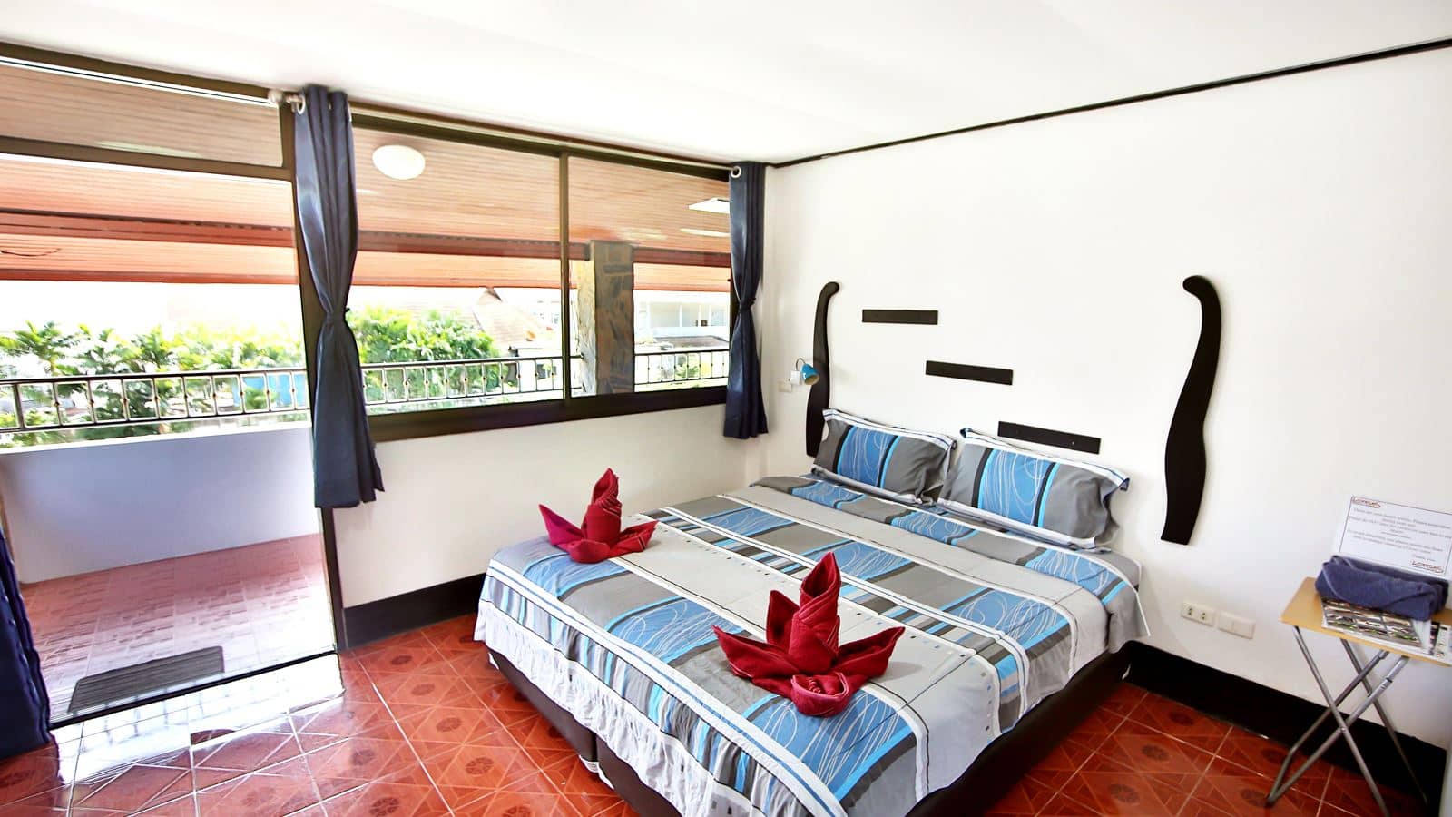 rooms-standard-room