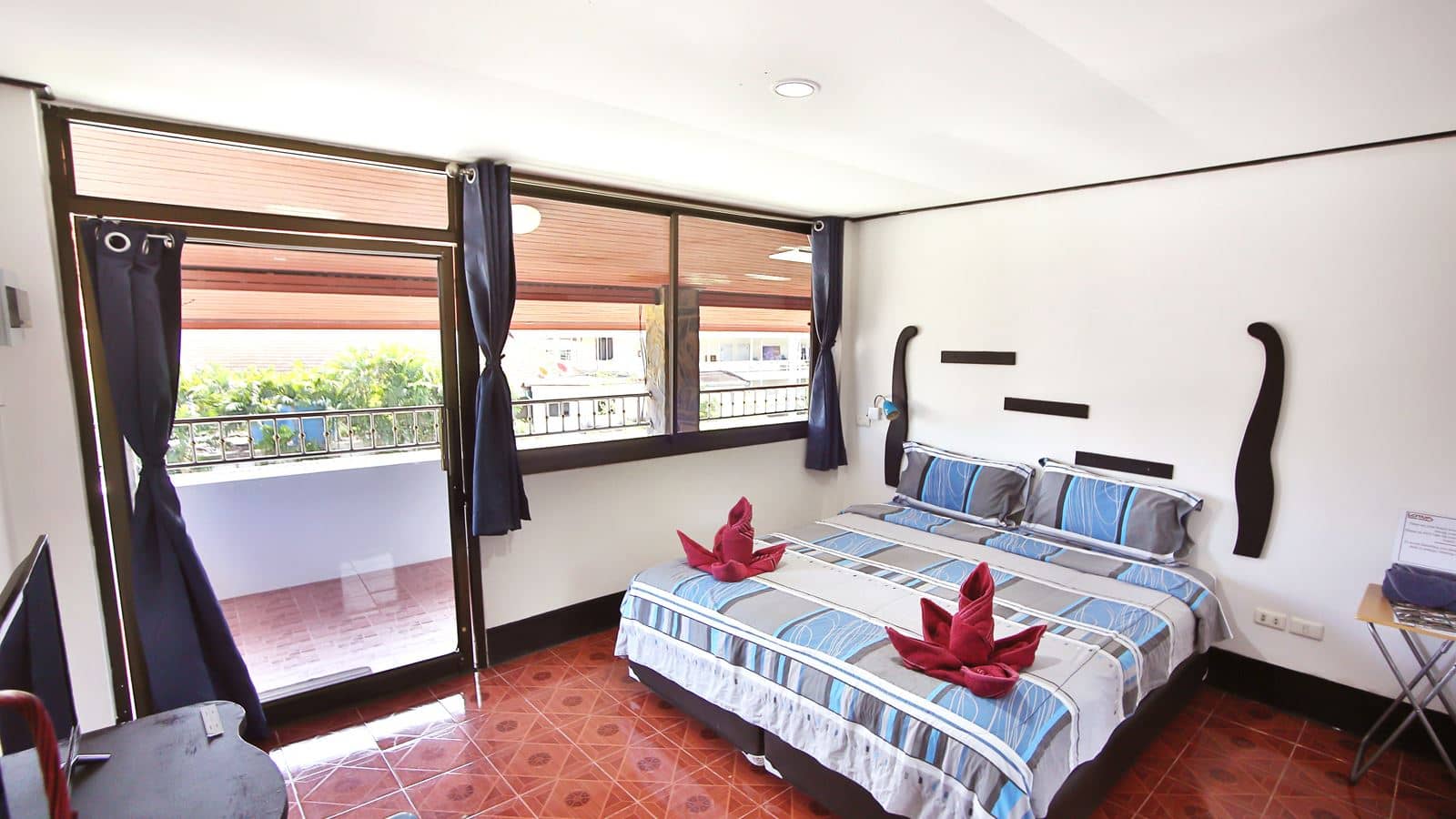 rooms-standard-room