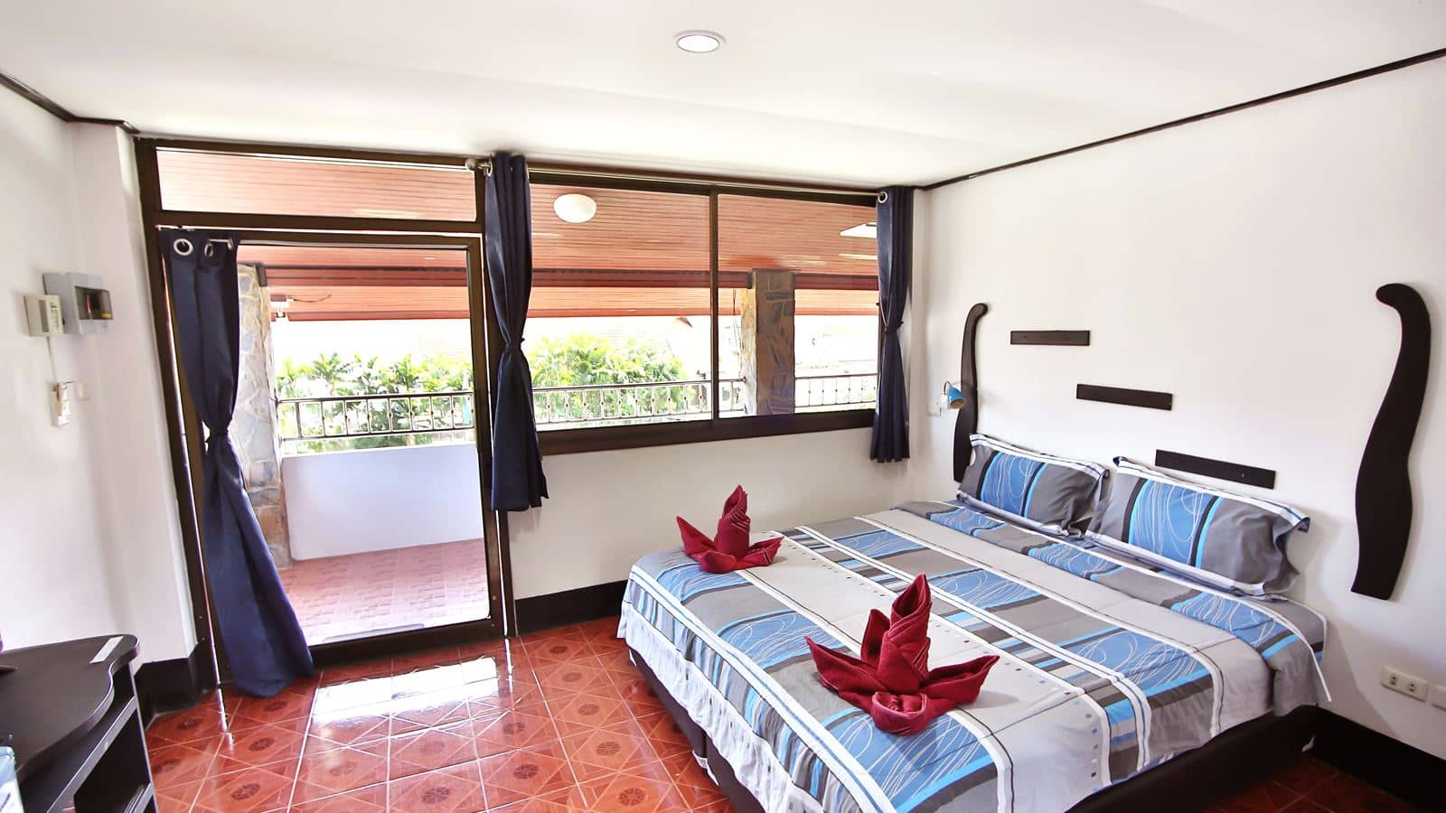 rooms-standard-room