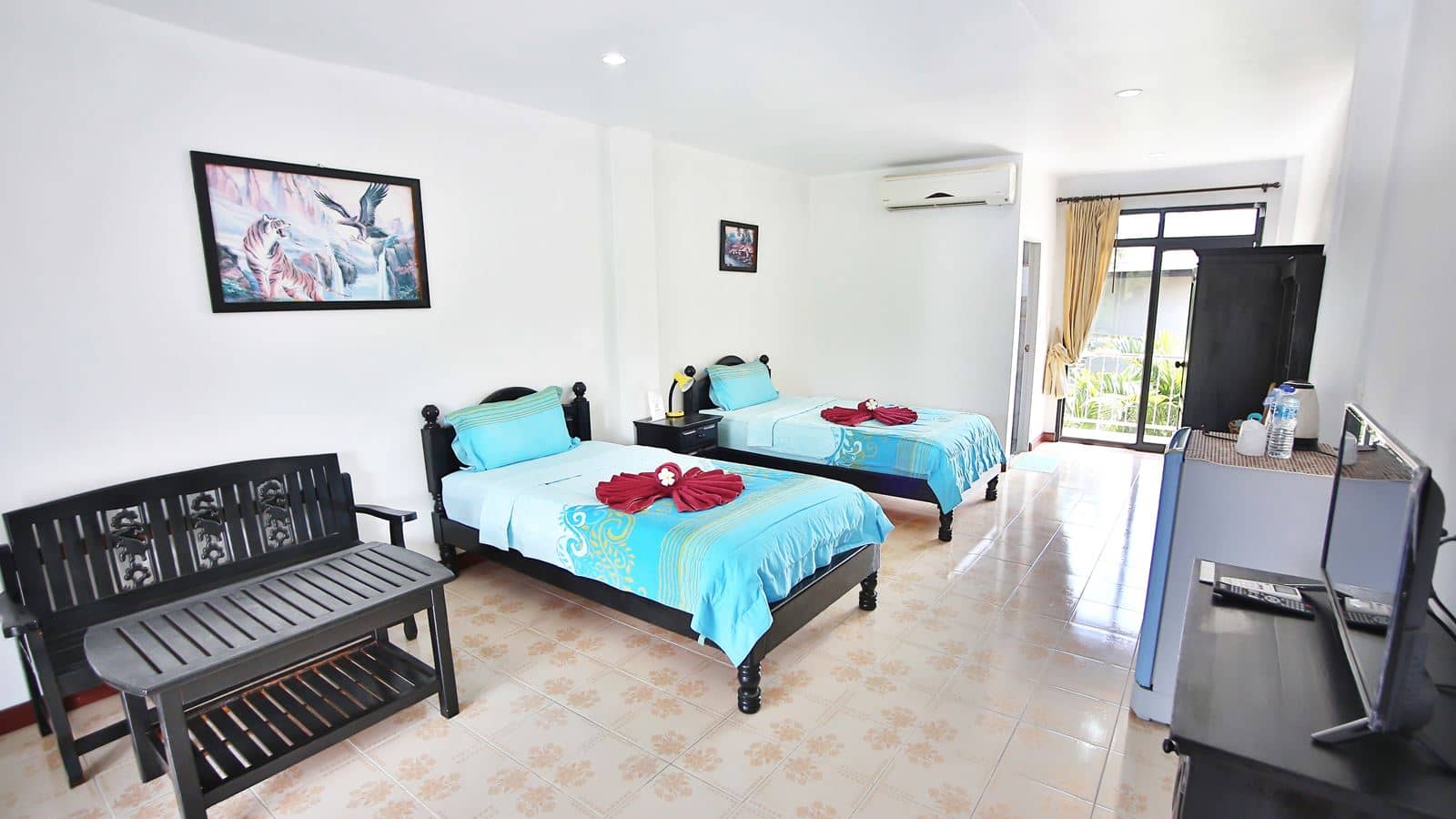 rooms-superior-room