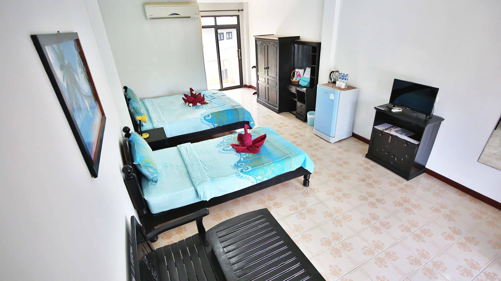 rooms-triple-room