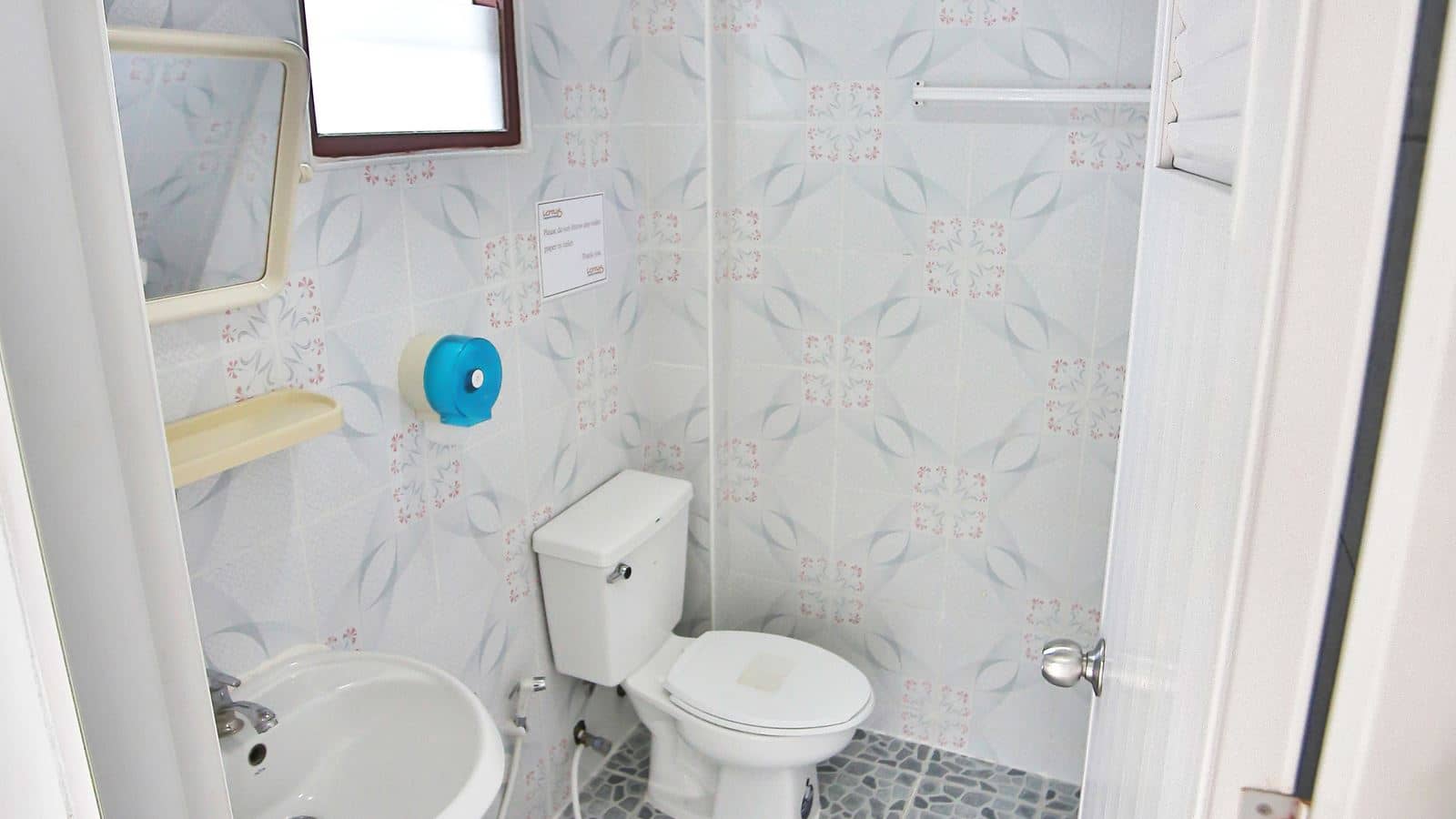 rooms-family-room